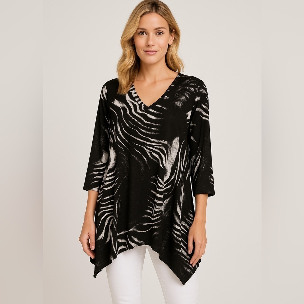 Lior Paris Allison tunic black white animal print 3/4 sleeve handkerchief S